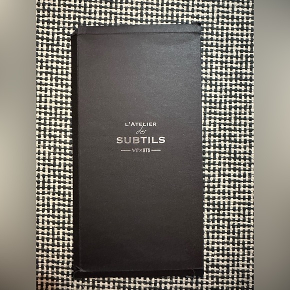 BTS × VT L'ATELIER des SUBTILS Official Acrylic Stand Figure Standee Jungkook JK - Picture 4 of 4